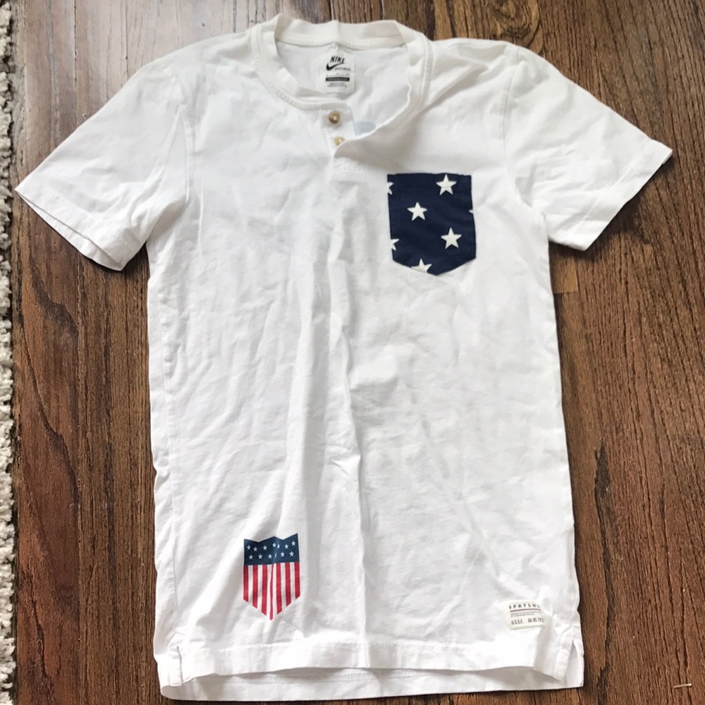 Nike Polo t shirt limited edition